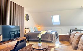 Immostay D# City Apartment - Modern & Wifi